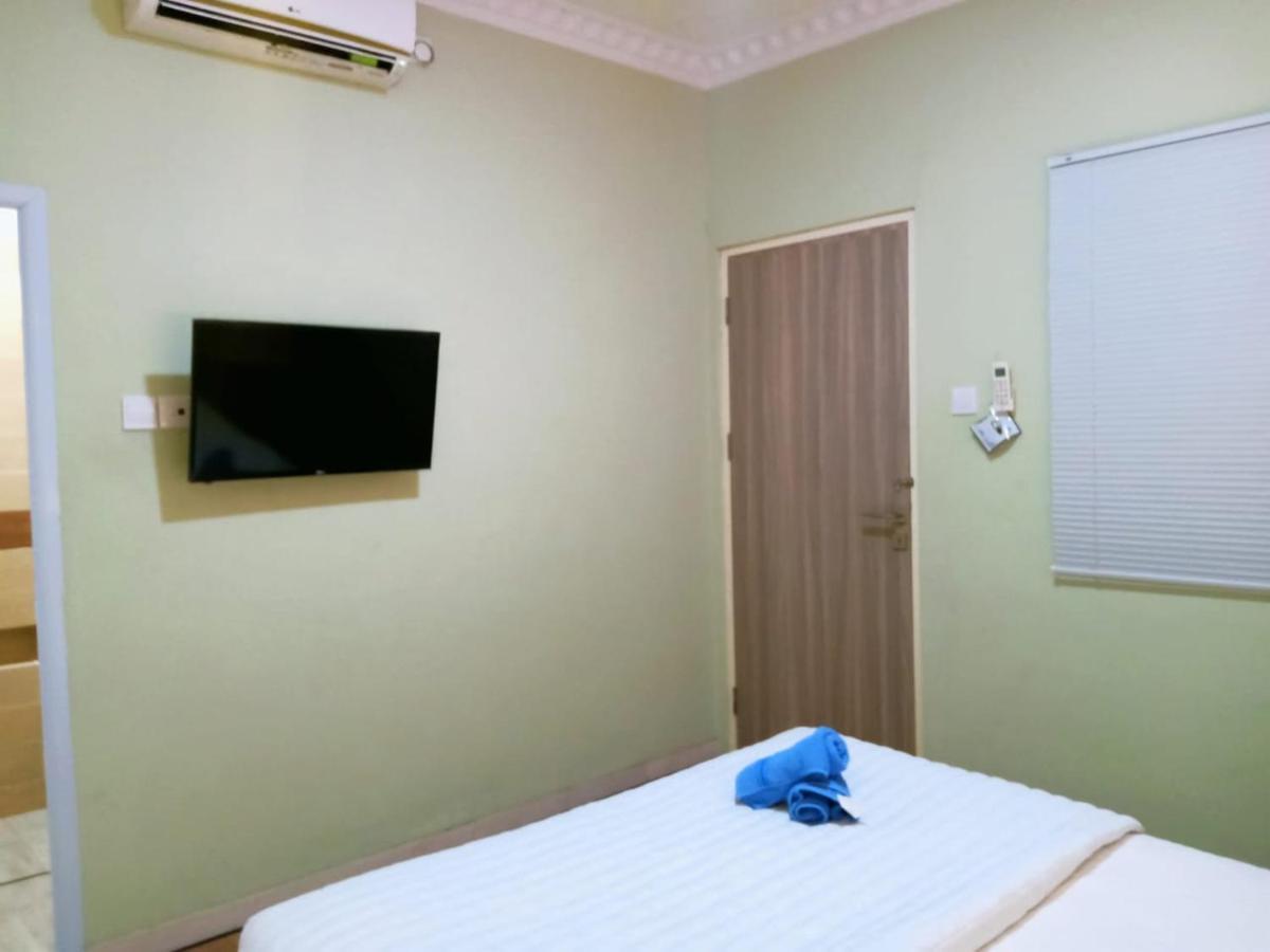 Sleeprest @ Golden Prima Hotel Batam Ngoại thất bức ảnh